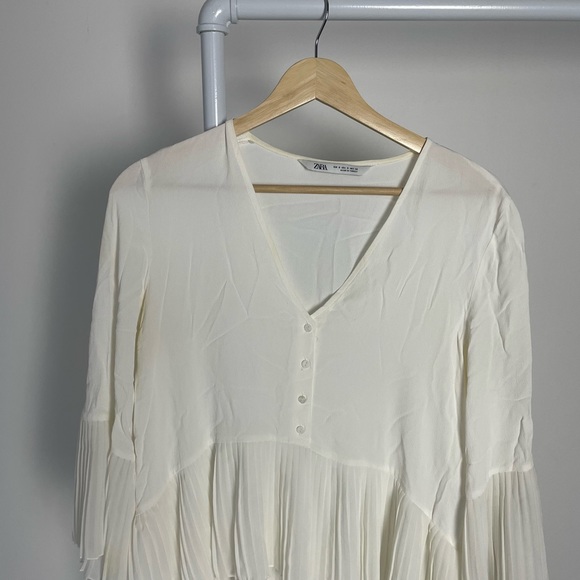 Flowy Zara Blouse — size S! - Picture 3 of 6